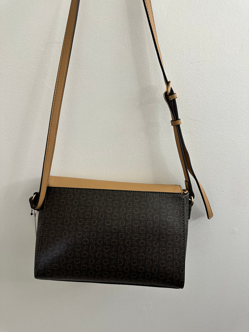 Two-Tone Crossbody Bag with Matching Wallet